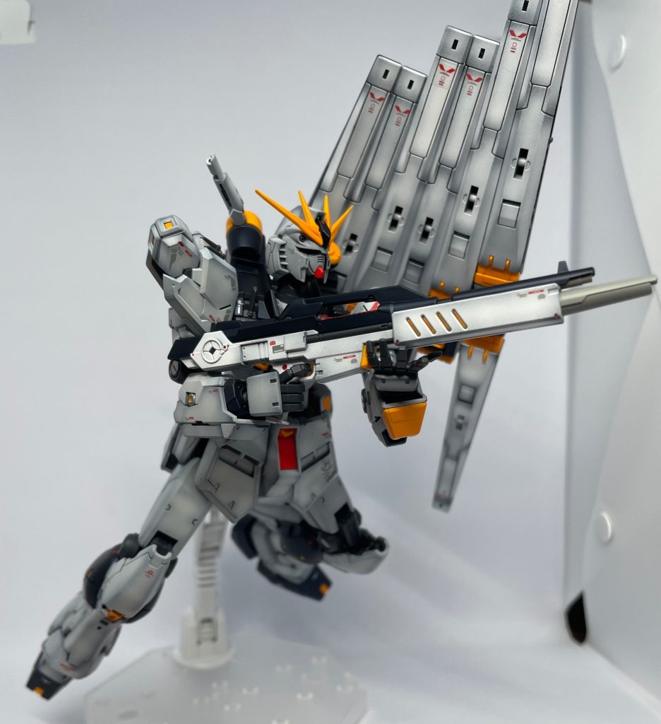 RG 1/144 νガンダム–2枚目/制作者：もこやま