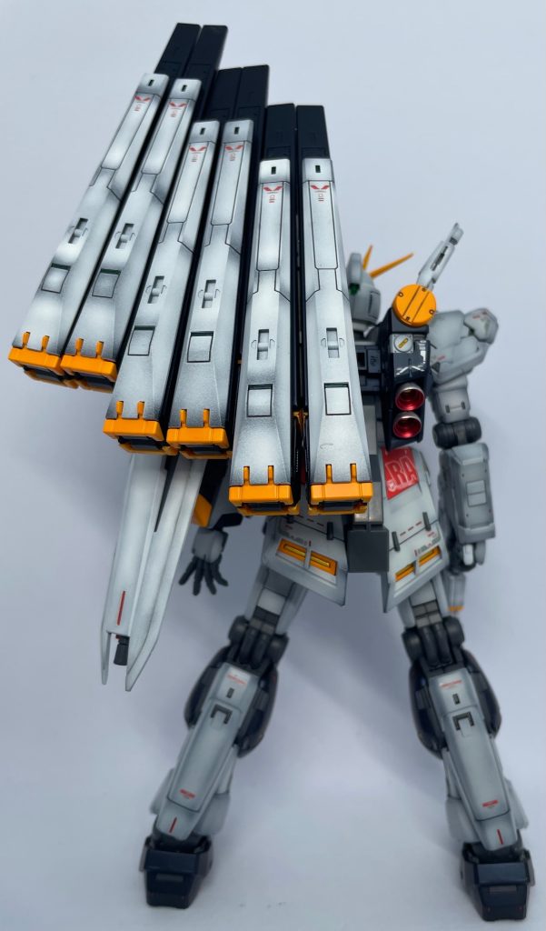 RG 1/144 νガンダム–6枚目/制作者：もこやま