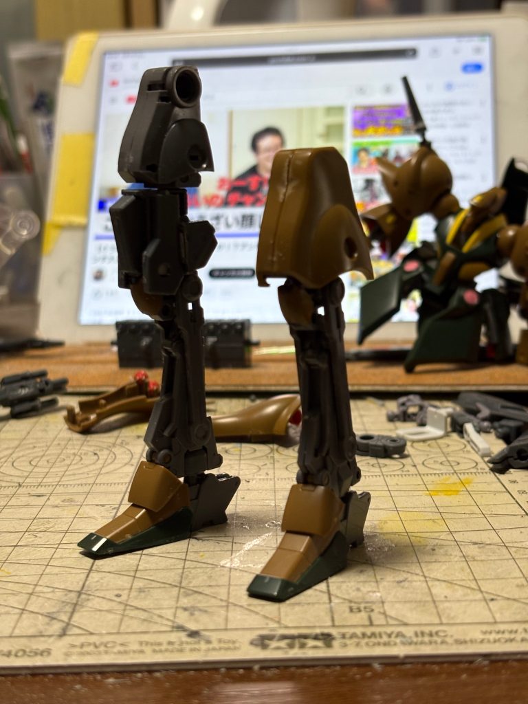 延長パーツを噛ませて身長を爆盛りさせました。
