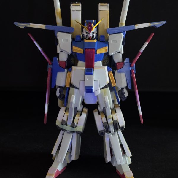 MGフルアーマーZZ verカトキにHGUC ZZを寄せて行こうの第11週（〜5/10）です。①気になっていた肩アーマーの幅厚みを見直しました。（テーパーつけて薄くしてます）サーベルも延長。②両腕の翼はまずは延ばしてます。幅も前縁側にフラップみたいのつけたいですね。③バックパックのピッチ広げたので取り付け部を少し整理しています。④ミサイルポッドはもちろん開閉します⑤腰のリアアーマーはプラ板で自作しました。なんか薄っぺらい笑⑥フロントアーマーは取り付け部をスペーサー入れて前と上に1mmづつ動かして、プラ板で全体的に大きくしました。だいぶ疲れて来ましたが仮組するとモチベが戻って来ます💪🤩だんだん自立が怪しくなって来ました笑。触ると色んなどこが成り立たなくなるので残作業はまだまだ出そう。そういえばコレ今時点で変形できるのだろうか🤣？まだまだ続きます👍（2枚目）