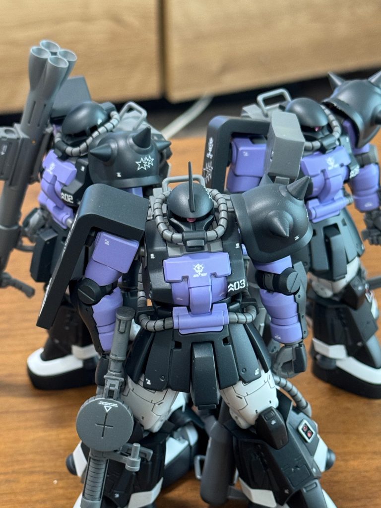 高機動型ザクⅡ 黒い三連星仕様–3枚目/制作者：hiro12