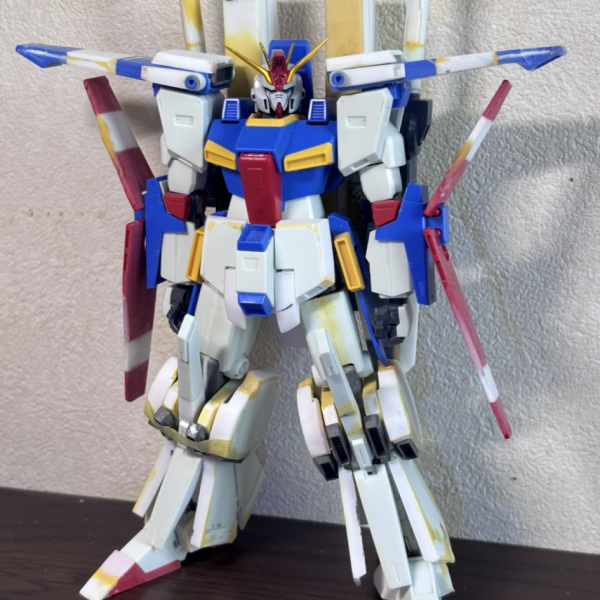 MGフルアーマーZZ verカトキにHGUC ZZを寄せて行こうの第12週(〜5/17)です。毎日ちょこちょこいじってますがもう3ヶ月です。盆前にはなんとか完成させたい🤣①肩のディテール追加しました。プラ板切った貼ったしてます。塗装後接着にいい思い出が全くないのでインローつけて位置決めするようにしました。手間だけどずるっとずれて塗装面汚すこと考えるとこっちの方がいいかな。肩アーマー上面のダクトは筋彫り(寄って写真は撮れない🤣)左右は市販品埋め込みました。この辺は諦めて接着。マクスキング頑張ります。前後のディテールは角棒からの削り出しです。丸い部分はランナー使いました。角棒に穴開けて位置決めと兼用。パテもって段付きにしてます。②③は仮組の様子。まんまとバックパックと肩アーマーの追加ディテールが干渉して腕があがりません😇。ではまた来週🫡(3枚目)