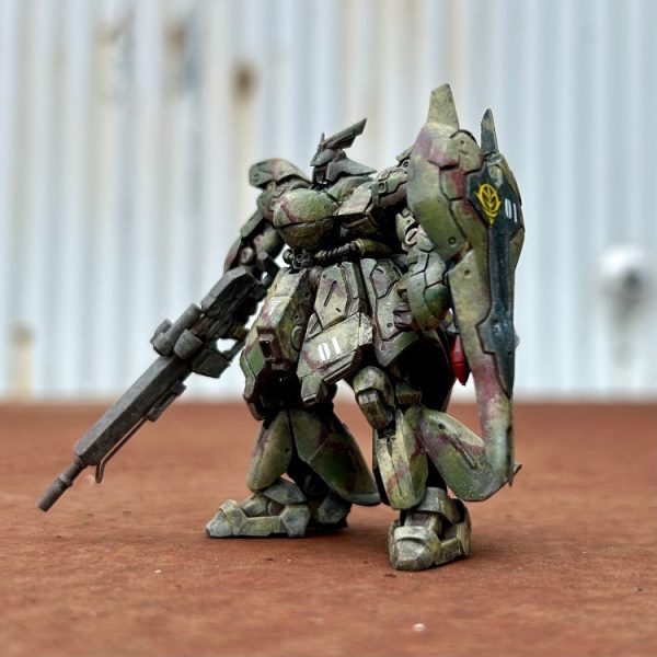 アーティファクト　陸戦型サザビー