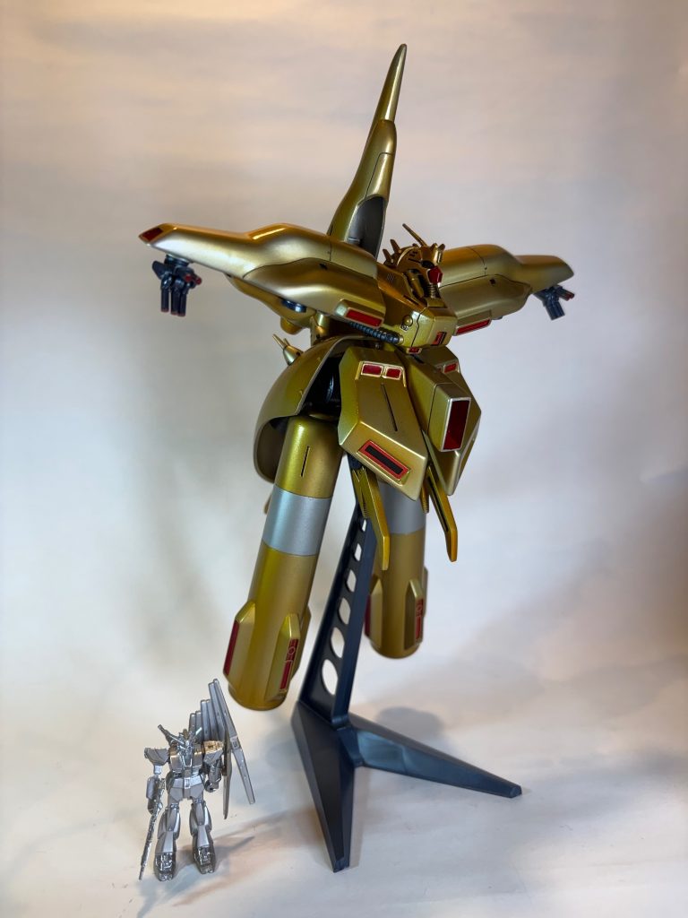 1/550νガンダムを筆塗りする技術も根性もありませんでした。