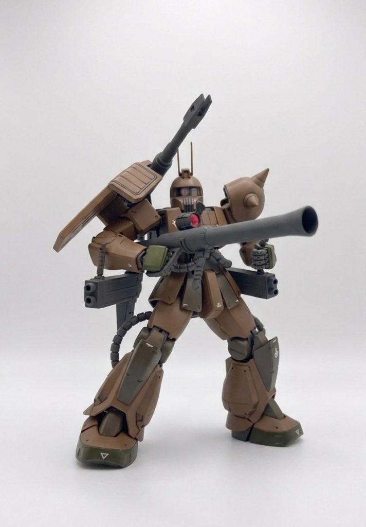 ザクバズーカ＋ビックガン装備。