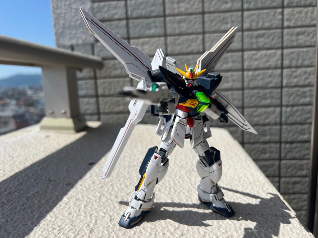 スタイル抜群ですね(*'ω'*)バックアップは後ろではなく横に広がるので展示もしやすいです。