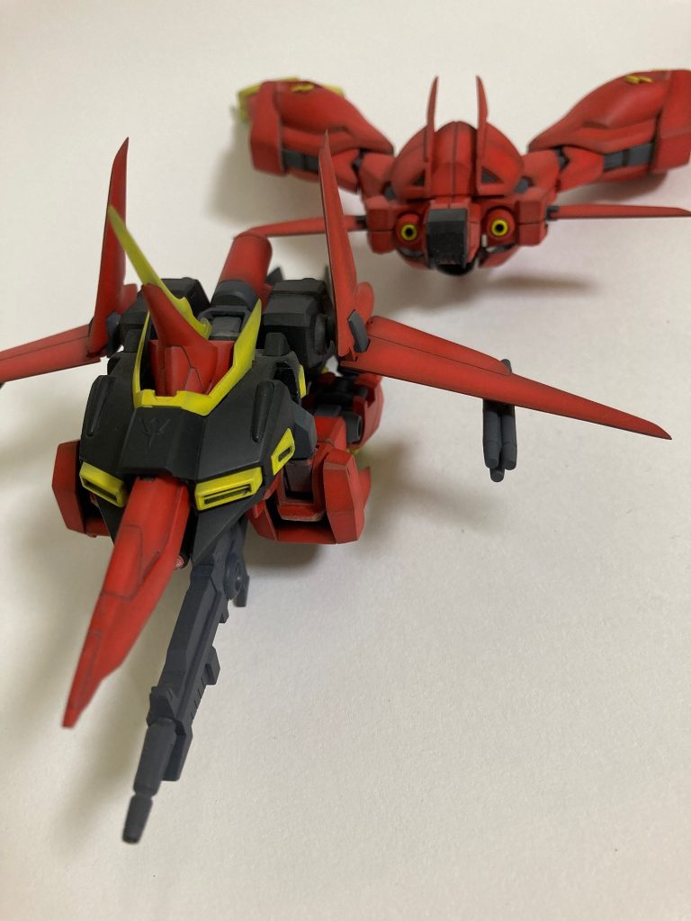 バウ(グレミー機)、量産型バウ–7枚目/制作者：FILO