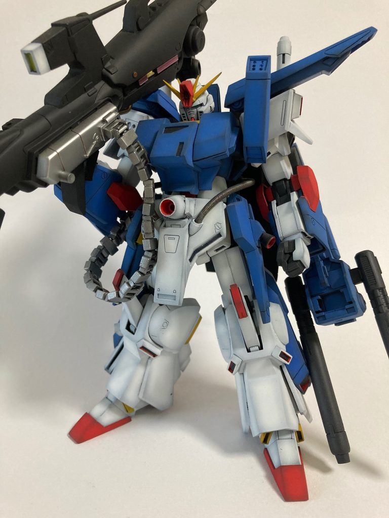 フルアーマーZZガンダム旧キットとのニコイチです