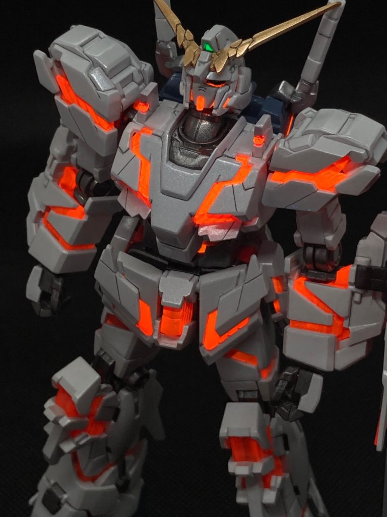 ユニコーンガンダム サイコフレーム発光