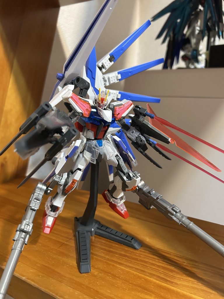 作品名：とんでもないストライクを作ってしまったかもしれない…<p>ガンダムブレイカーかな？</p>
