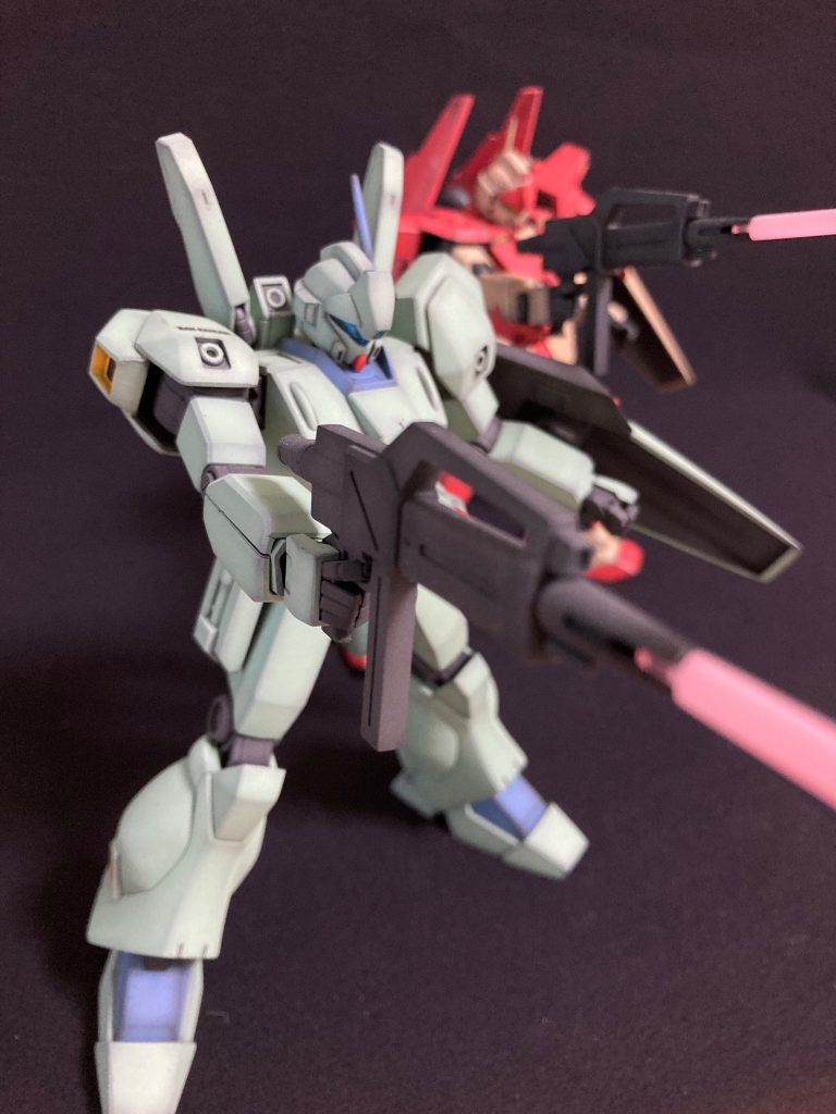 こちらケーラ小隊！敵数機と交戦中！兵「隊長！応援を要請しますか！？」