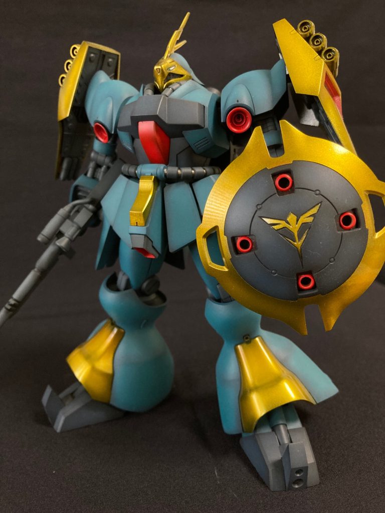 ヤクト・ドーガ(ギュネイ専用機)