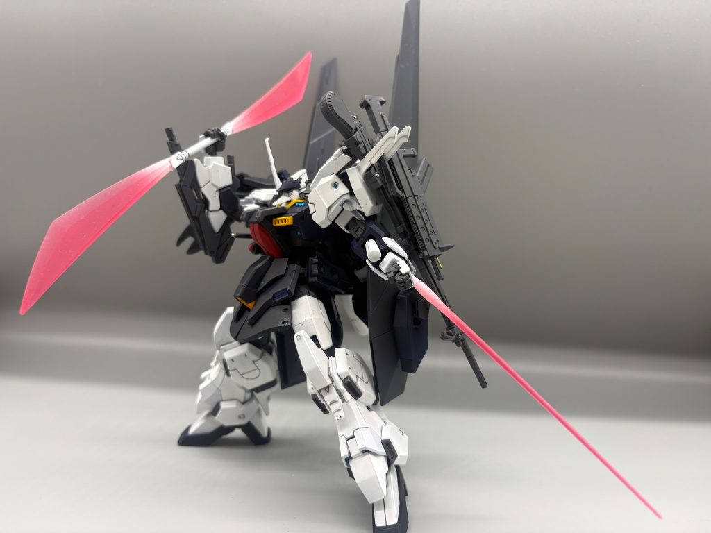 フル武装形態まで再現可能です。