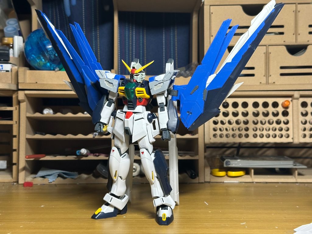 MGガンダムヘリオス–2枚目/制作者：うろぼろす