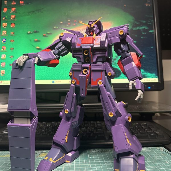 次のガンプラはこれ