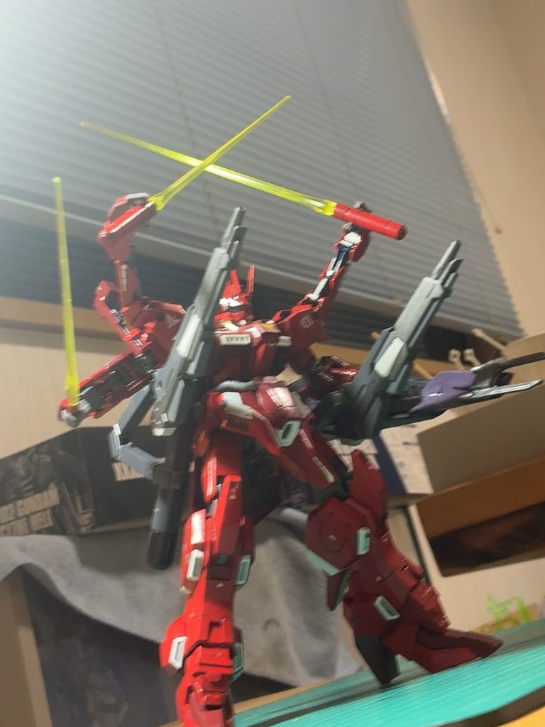 サブアームの迫力がなかなかいい感じになりました。