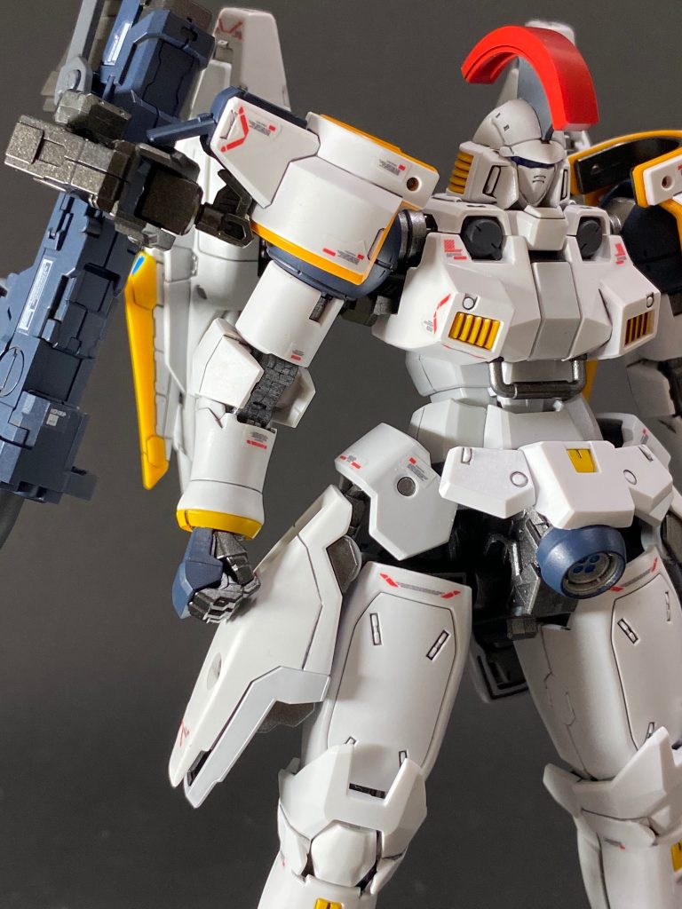 RGの素晴らしさを堪能しましたねー。そして付属のデカールは厚みがあってトップコート一回吹いただけじゃ馴染まない事を再認識した瞬間