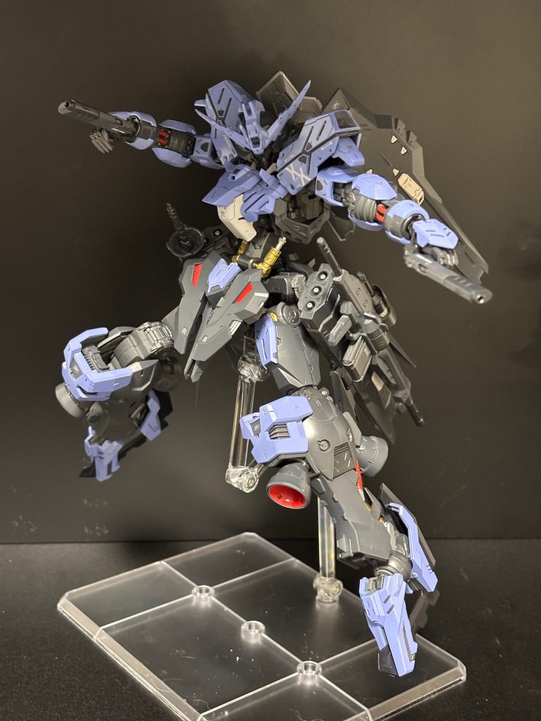 初投稿 初MG 初全塗装  MG ガンダムヴィダール–3枚目/制作者：@matt_on75296