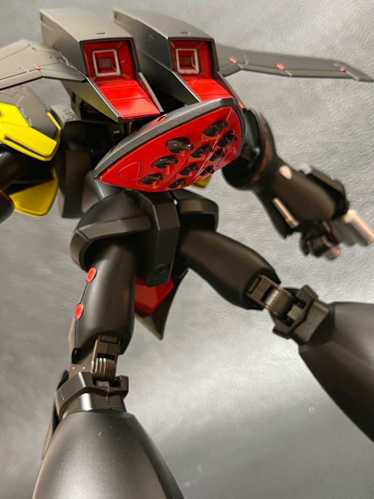 ファンネルポッドにファンネルも搭載してます。ゲシュペンストの武装であるスラッシュラッパー枠の兵装という事でw