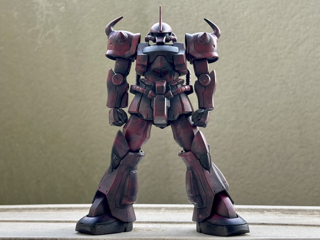 作品名：シャア専用グフ<p>以前作ったHGUC グフとHGUCグフカスタムをミキシングしてシャア専用カラーにしました。😄</p>
