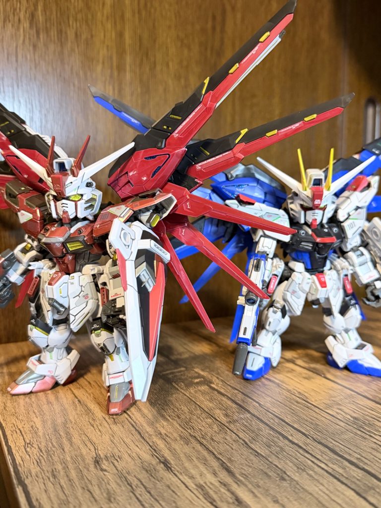 2機目のフリーダムは色を変えてみました。