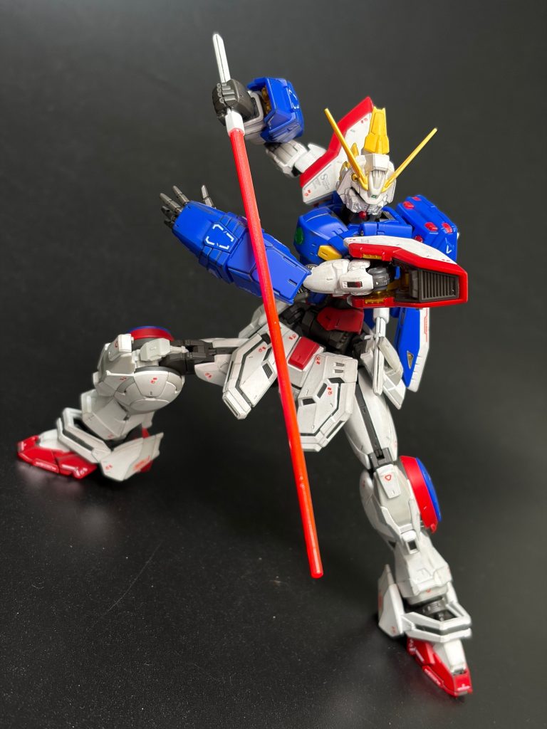 個人的にはゴッドに比べるとあまり好きではなかったシャイニングですが、今回のキットは非常にカッコよく感じました