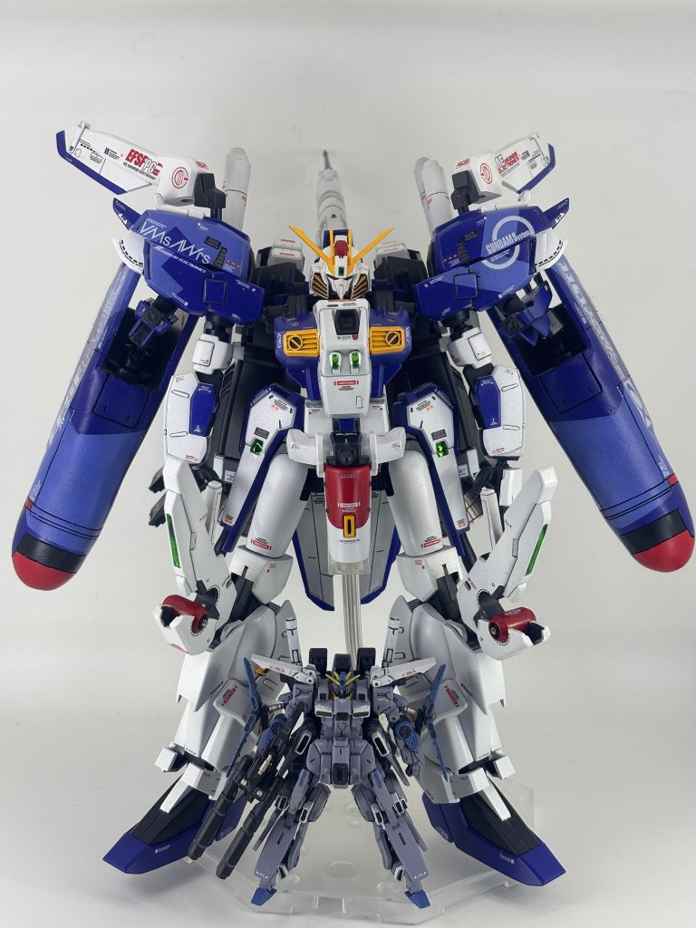 最後にex-sガンダムとサイズ比較してみました。ガンダムアーティファクトは閑話休題にちょうどよくて心を癒やしてくれますね💕