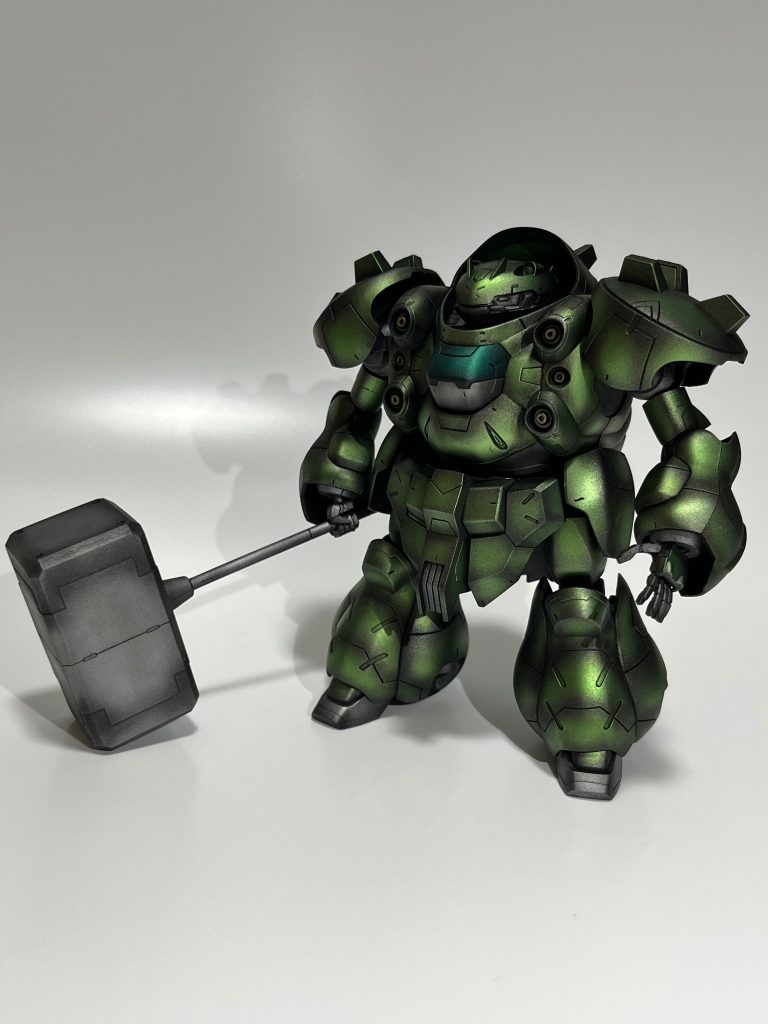 アーマーをメタリックイエローグリーン、フレームや武器はてっきゅうアイアンを使用しました