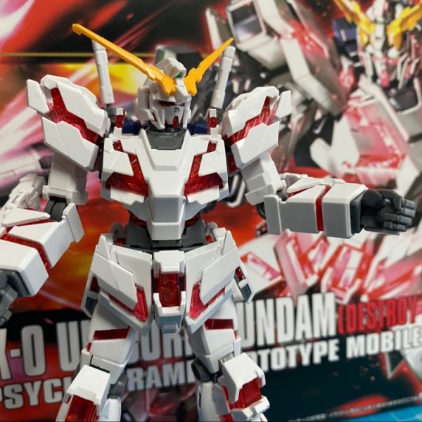 ユニコーンガンダム〔デストロイモード〕過去作です。