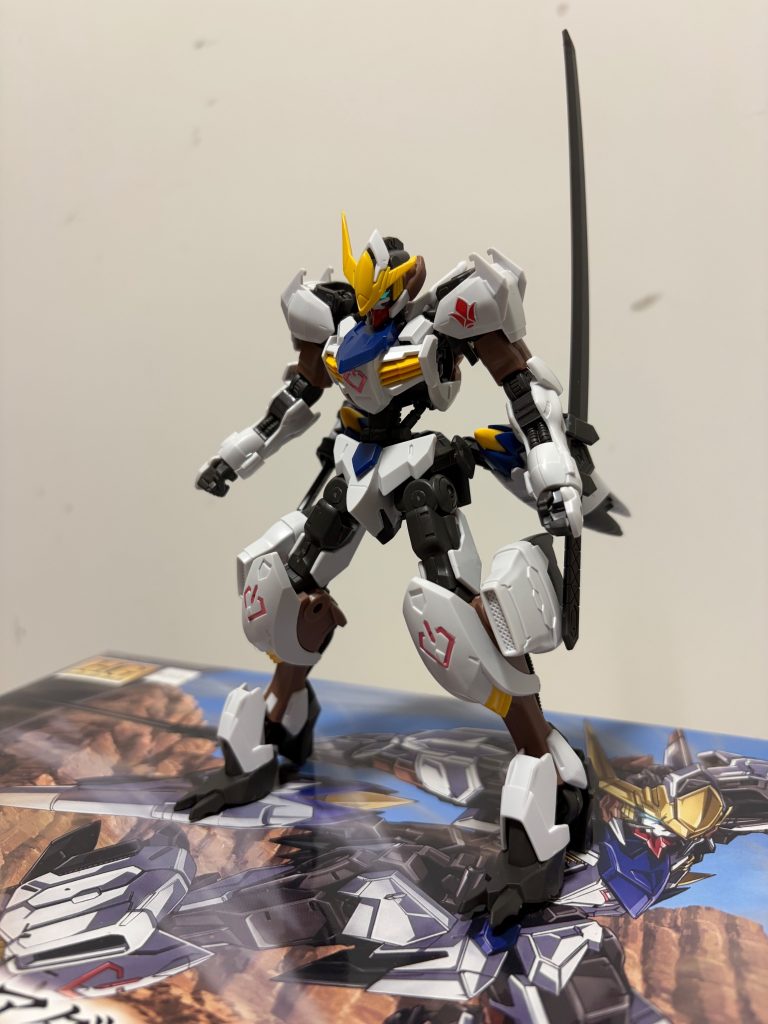 なんかフレームとかも新しくなってる箇所がちらほらあって迫力のあるポーズができました。マルコシアスとかと外装だけ入れ替えたりするのもありですね！