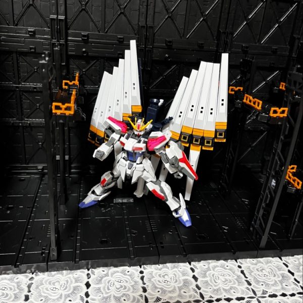 ビルドストライクガンダムファンネル装備