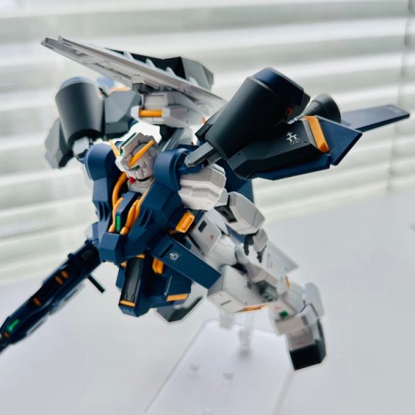 ガンダムTR-1ヘイズル改 イカロス･ユニット装備