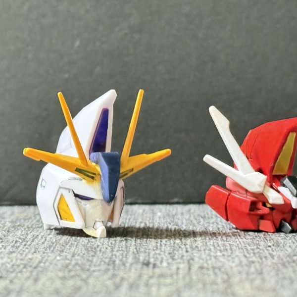 オデュッセウス級6号機開発中⑥です！！今回は頭部ユニットになります！従来のオデュッセウス級をベースにゼータフェイスにしてみました！どうですか？意外と似合ってますよね！完成まであと少し！！（5枚目）
