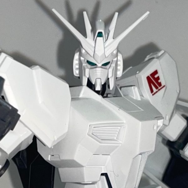 RX-93/νガンダム アナハイム社警備仕様〔正式名ペインティングモデル・νガンダム〕【パルスアレンジ・オブ・リアルカラーモデル】