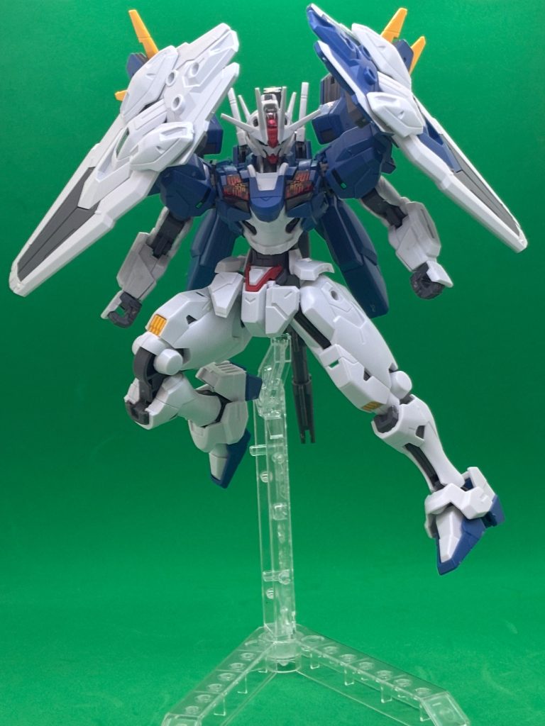 俺が…俺たちがGUND-ARMだ！大抵、盾を二個つけたらダブルオーライザーに見えますよね！