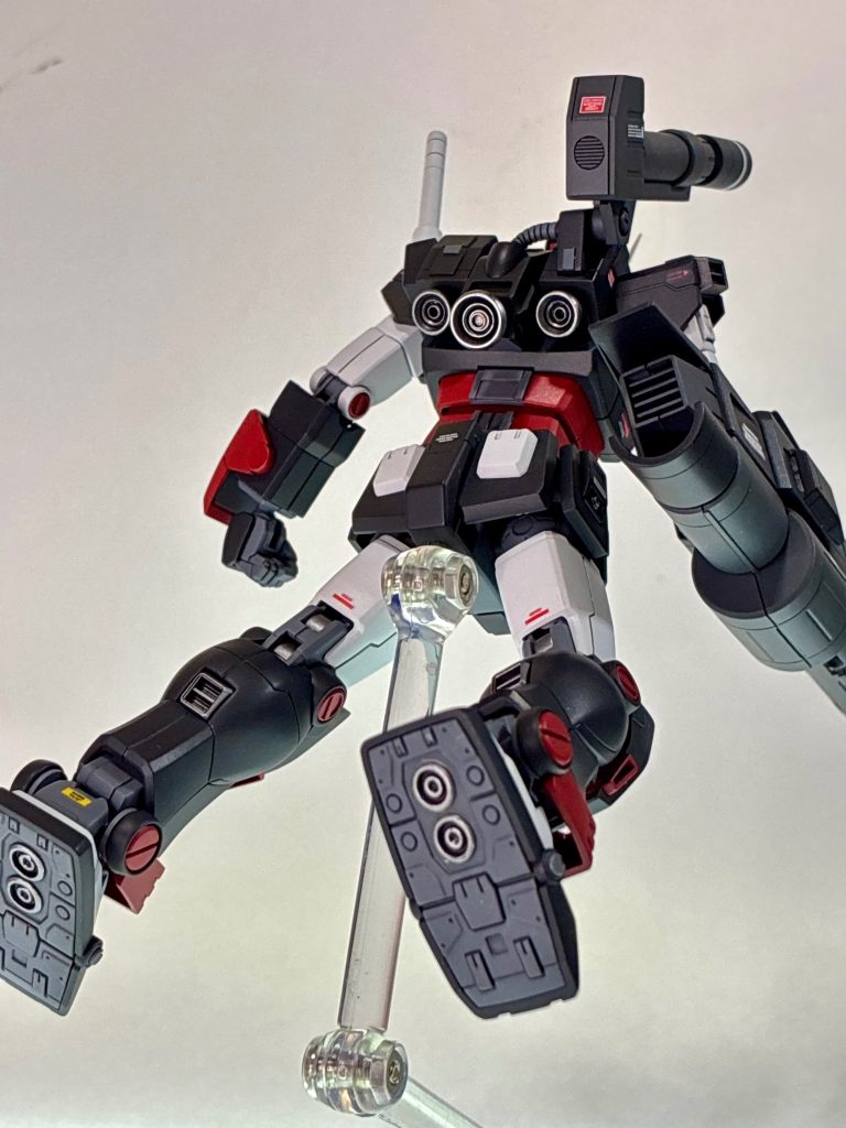 ヘビーガンダム–4枚目/制作者：タカト