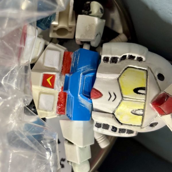 閲覧ありがとうございます＾＾１整形 の&nbsp;あの うで をBB戦士ガンダム&nbsp;の&nbsp;腕パーツ を使って仮組中です（＾ω＾）（2枚目）