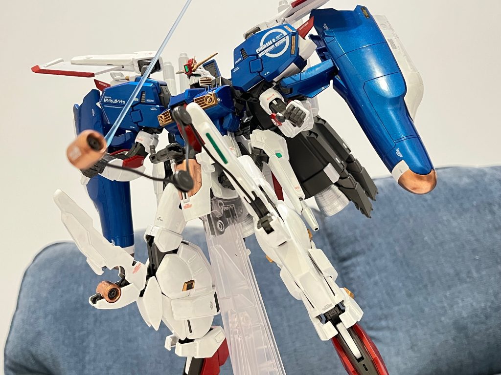 今度は右斜めのショットです。