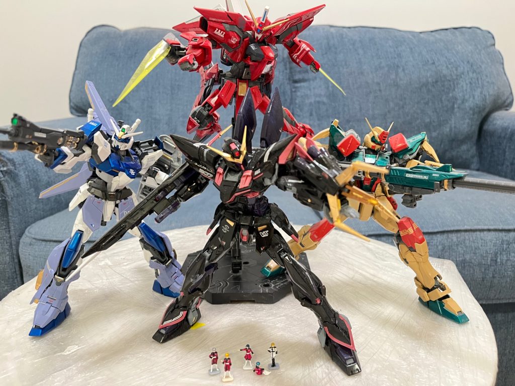 初期GATは最高です！！部屋が狭くて置き場は困ります。ちなみに座り姿のニコルも付属されます。