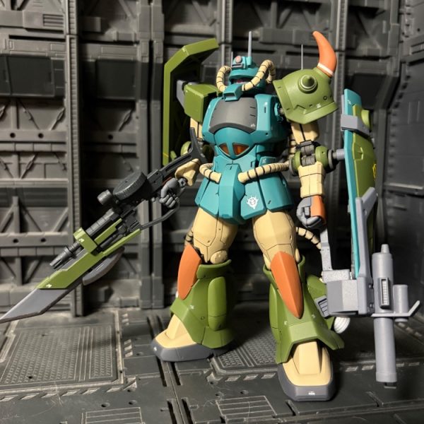 MS-07R  高機動型グフ(キャリフォルニアベース仕様)