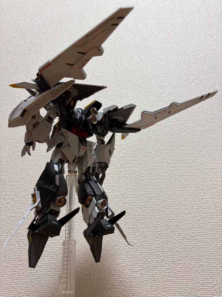 クスィーガンダム