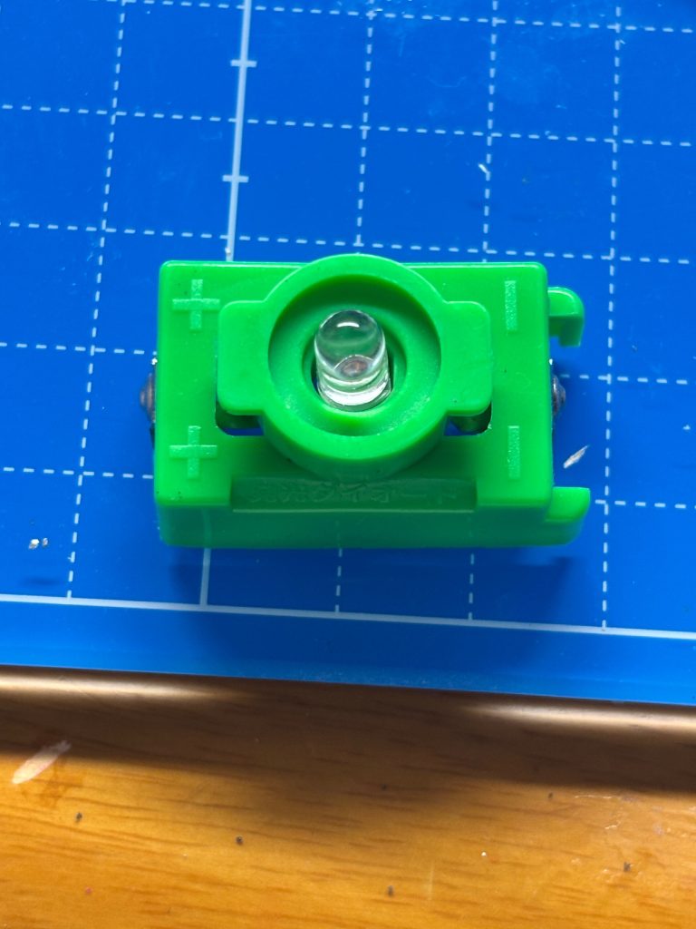 光るモノアイのジオング–2枚目/制作者：夢中要塞ソロだモン