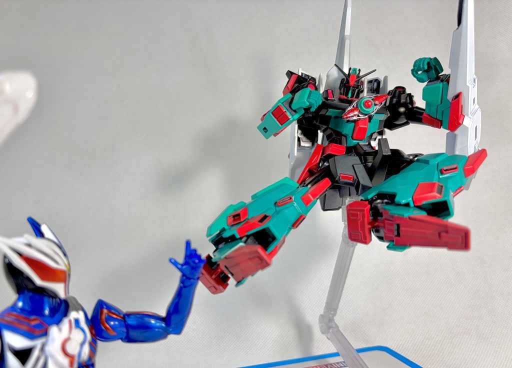 ライダーキックもいい感じに決めることができます。