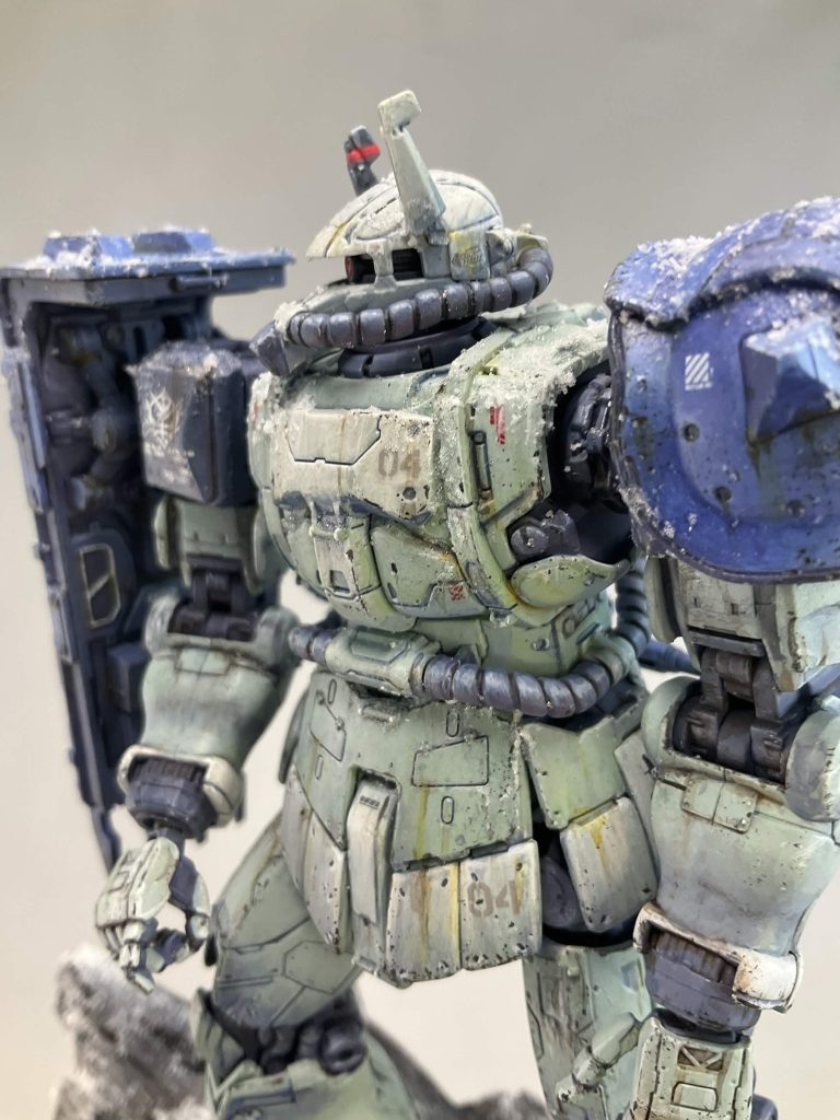 For this project I wanted to really push the rendering. Light and shadow, weathering, chipping, oils, snow and frost. I'm really happy with how it turned out.&nbsp;