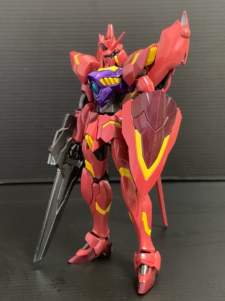 素立ちなんとなくヴェイガンの機体はテカテカなイメージがあったので光沢仕上げにしました。