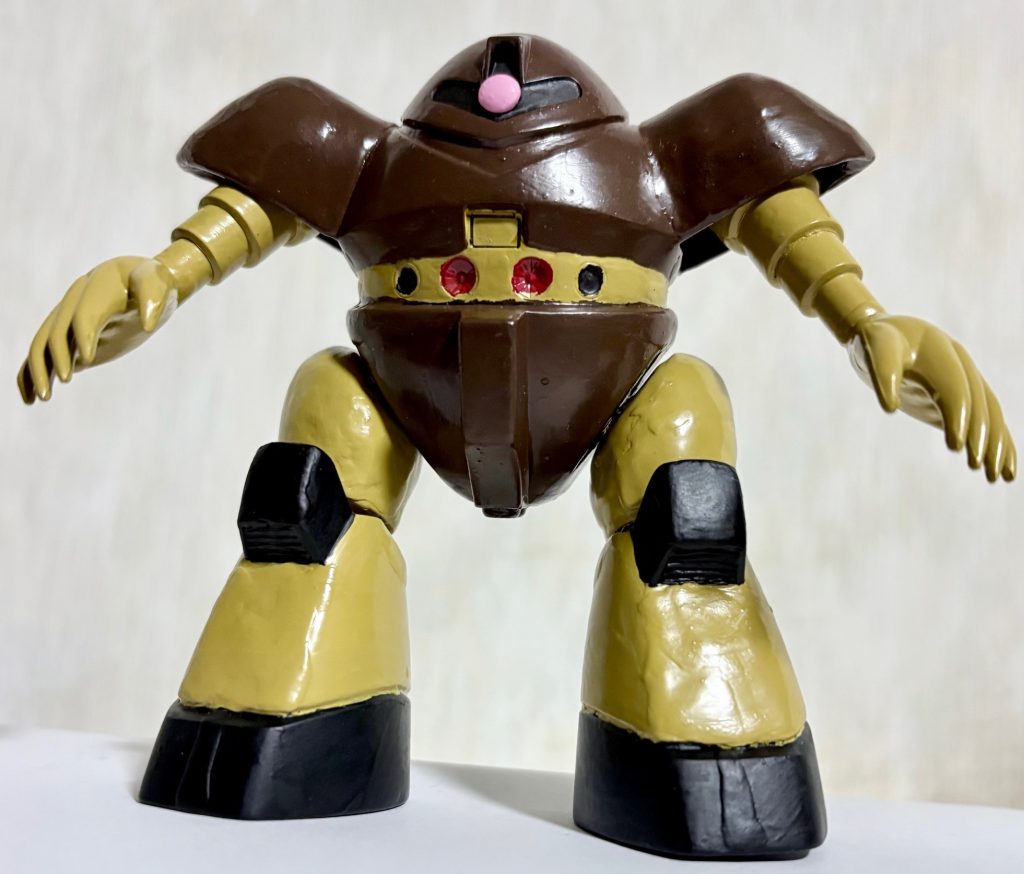 可動を重視しなくてもいいのが旧キットの魅力(zaku-kao6)