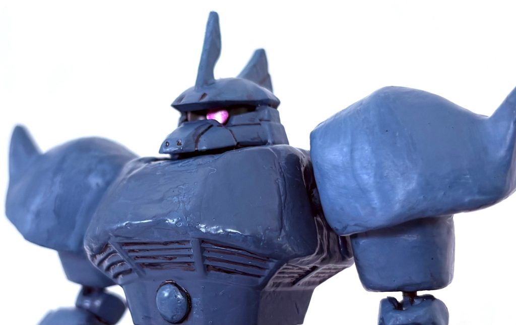 モビリティジョイントの頭部をそのまま使っているのでモノアイの可動ギミックも健在(zaku-kao5)