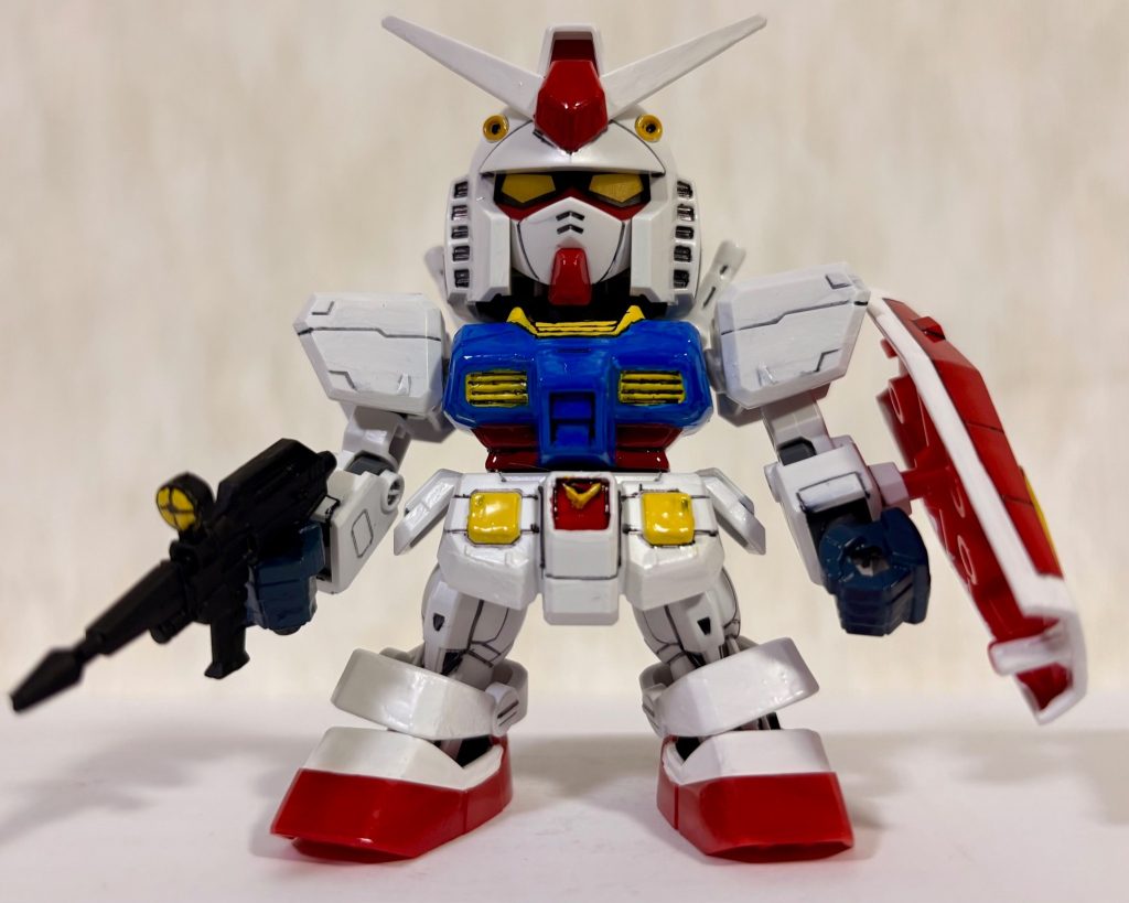 今回はここで〆。SDガンダム世代の小生にとって、SDには「実家のような安心感」を感じる(gundam-kao8)もう1体買って「G3カラー」で仕上げてみようかな(gundam-kao6)