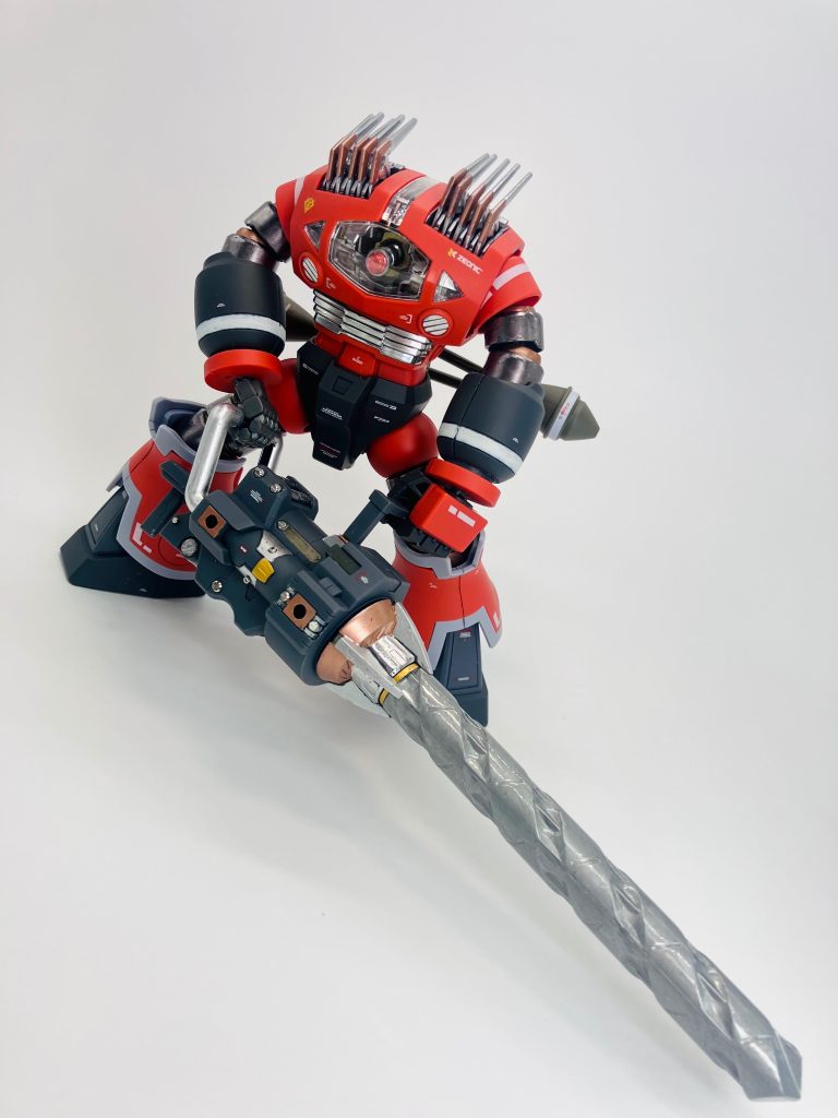MSM-08-HWE ゾゴック ヘヴィウェポンエクスペリメント、ゾゴックによる重装兵器試験機　菊池製作所(株)作成ヘビィウェポンシリーズのKS-009 ボルテックスドライバー、先端のアタッチメントに専用モジュールを換装することによって多様な戦闘スタイルを可能とする重兵器