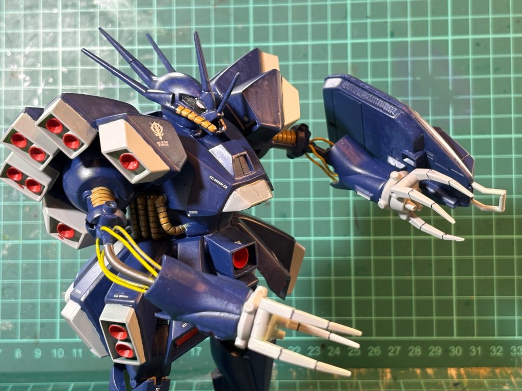 首を長くしてやろう肩を回るようにしてやろう